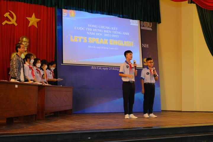 LIÊN ĐỘI THCS PHÚ AN THAM GIA VÒNG CHUNG KẾT CUỘC THI HÙNG BIỆN TIẾNG ANH “lets speak english” Năm học 2021-2022
