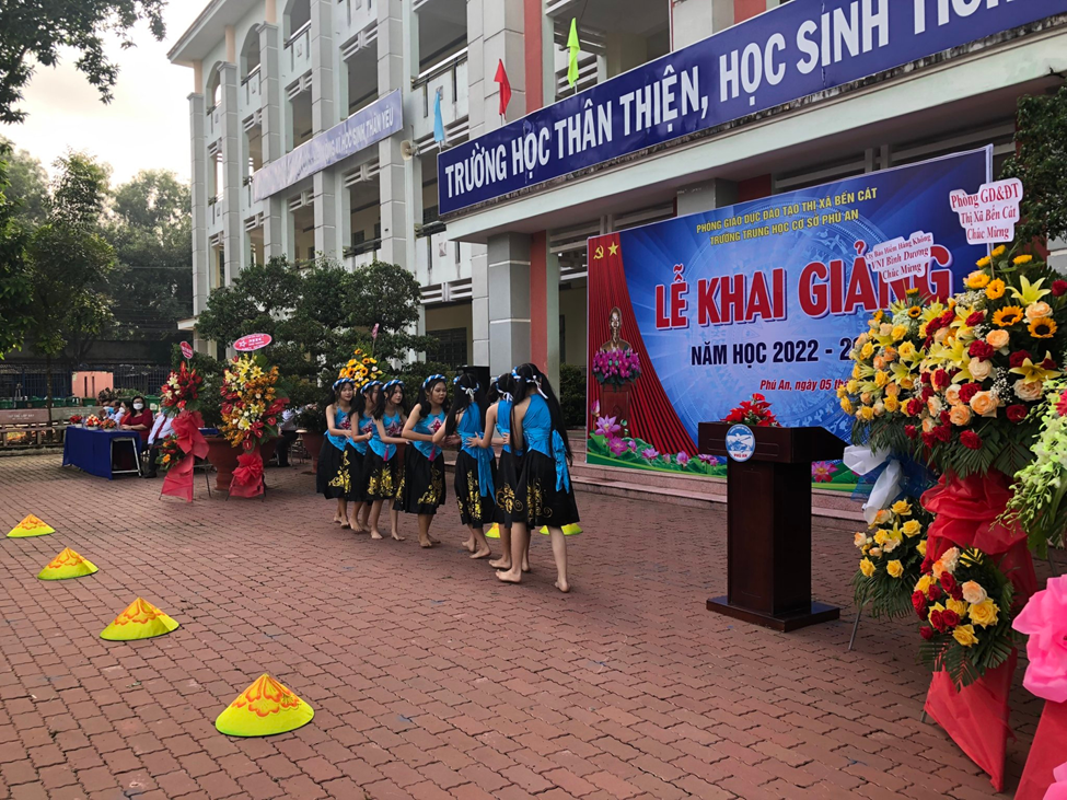 HÂN HOAN CHÀO MỪNG NĂM HỌC MỚI 2022-2023