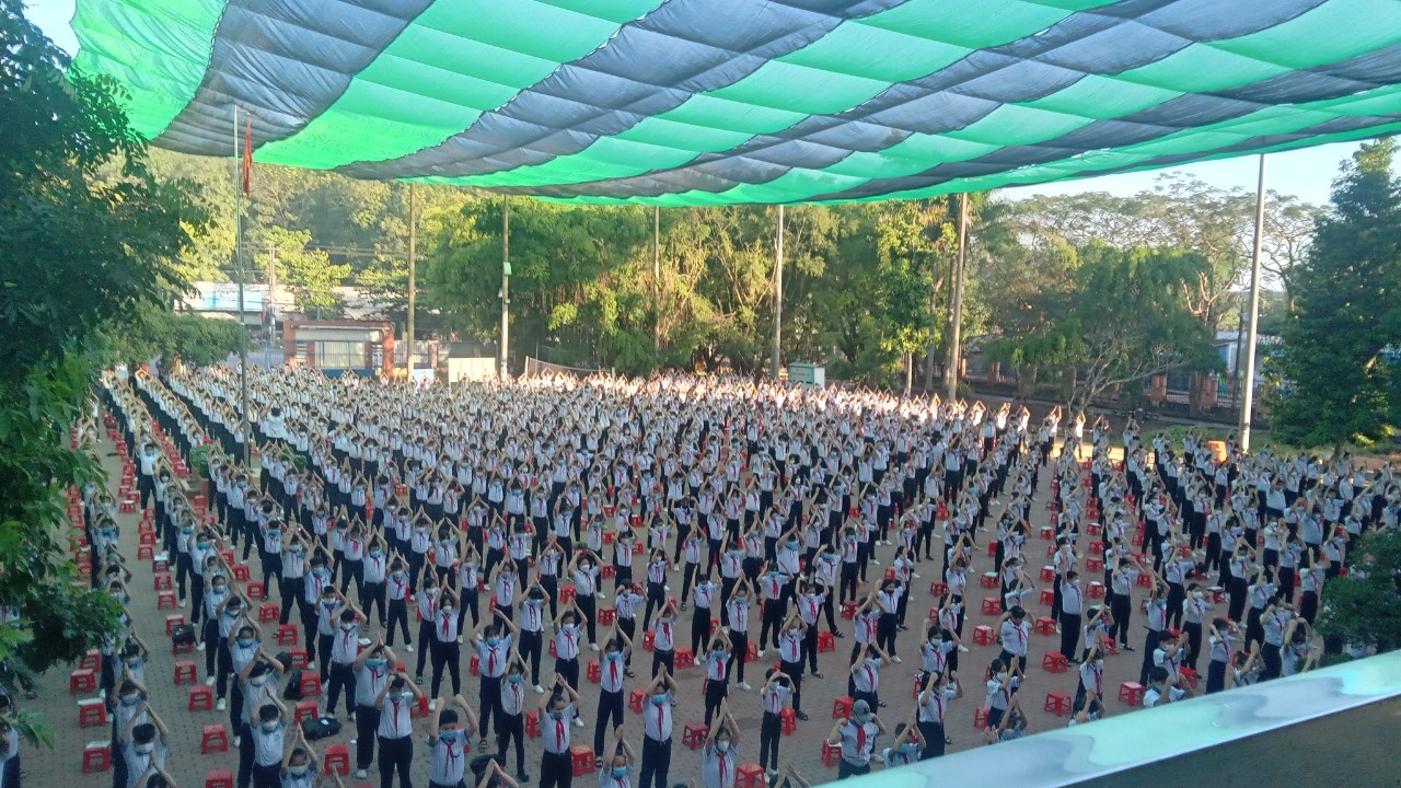 Liên đội THCS Phú An hưởng ứng Tháng hành động quốc gia phòng chống HIV/AIDS và Ngày thế giới phòng, chống AIDS (1/12/2022)