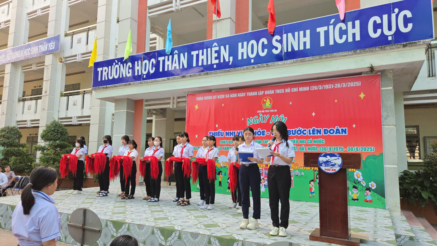 Liên đội trường THCS Phú An tổ chức ngày hội  “Thiếu Nhi vui khỏe – Tiến bước lên Đoàn”  Năm học 2024-2025